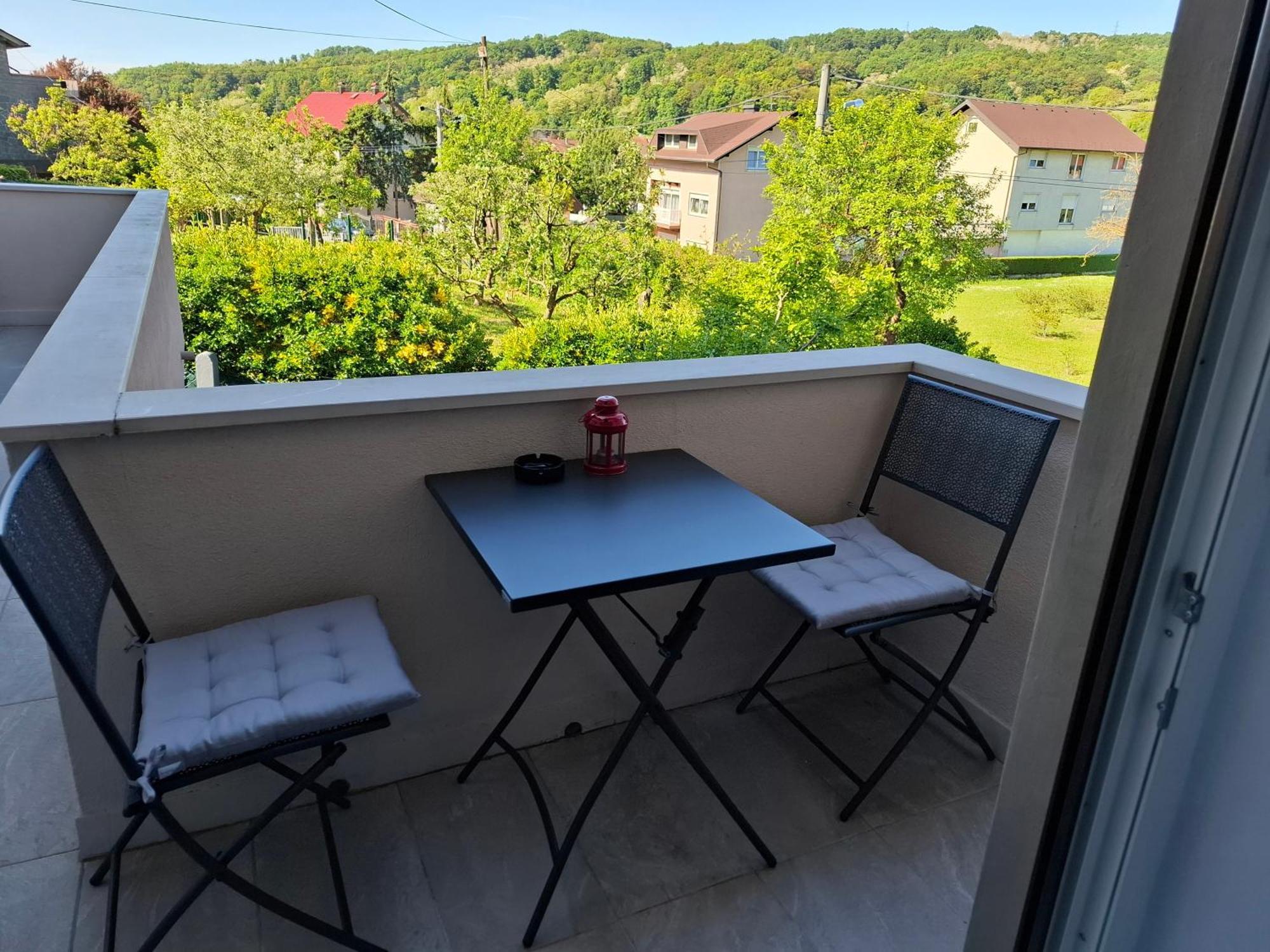 Apartman Folka Free Parking ซาเกร็บ ภายนอก รูปภาพ
