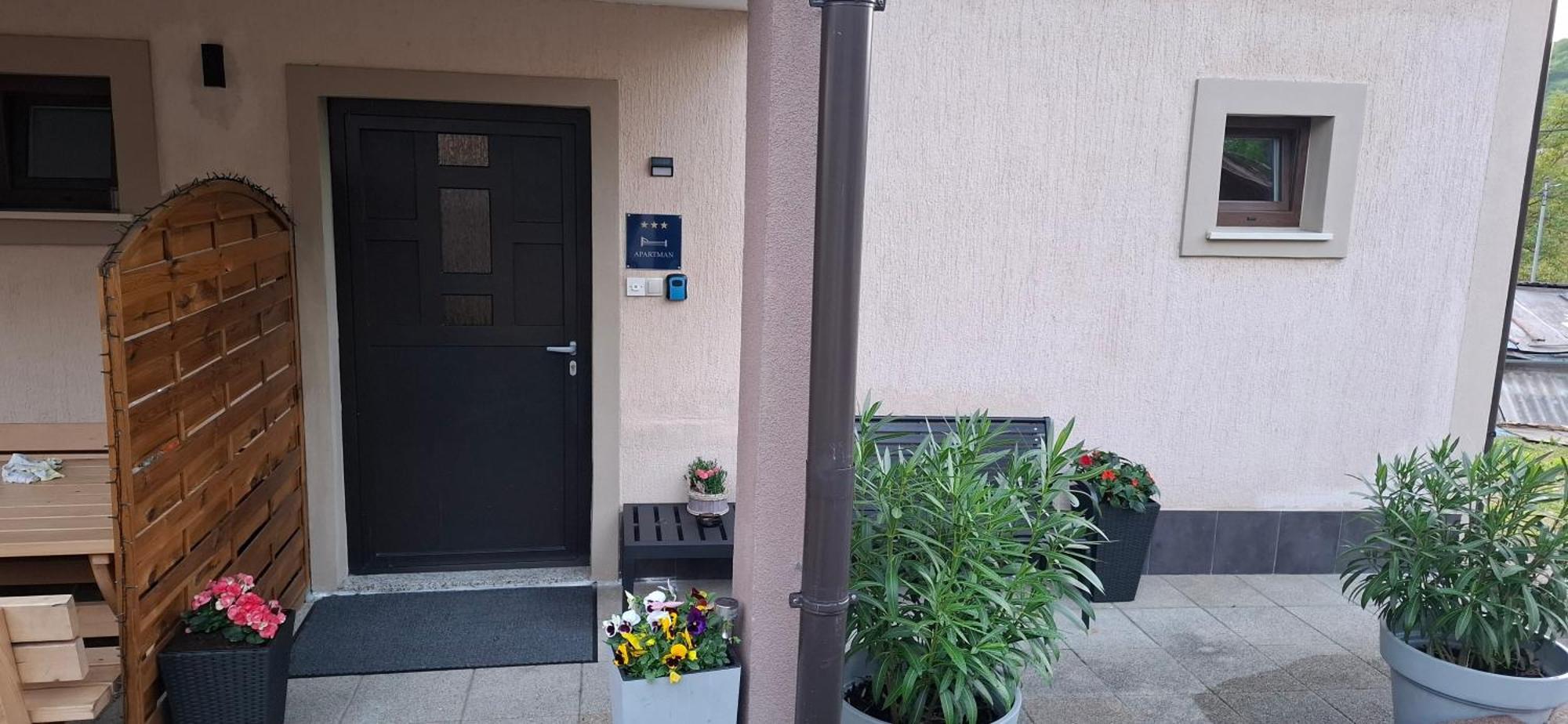 Apartman Folka Free Parking ซาเกร็บ ภายนอก รูปภาพ